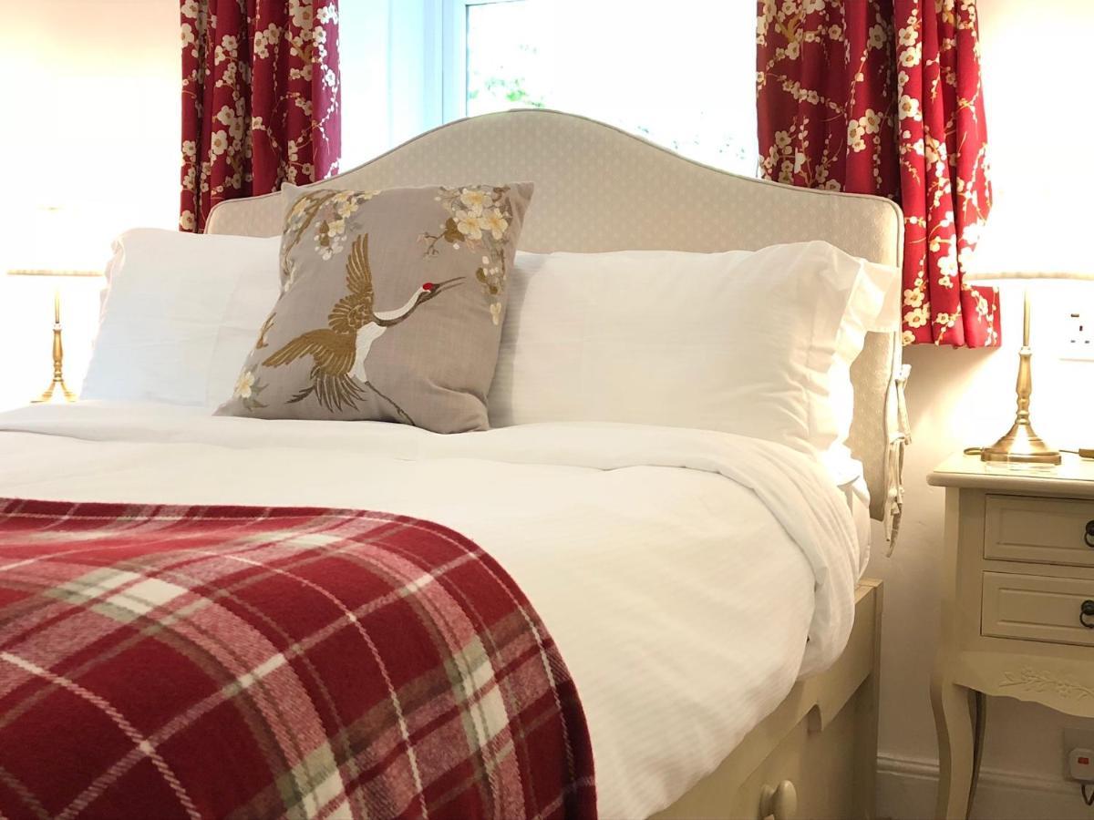 Edgcott House Hotel Exford Bagian luar foto